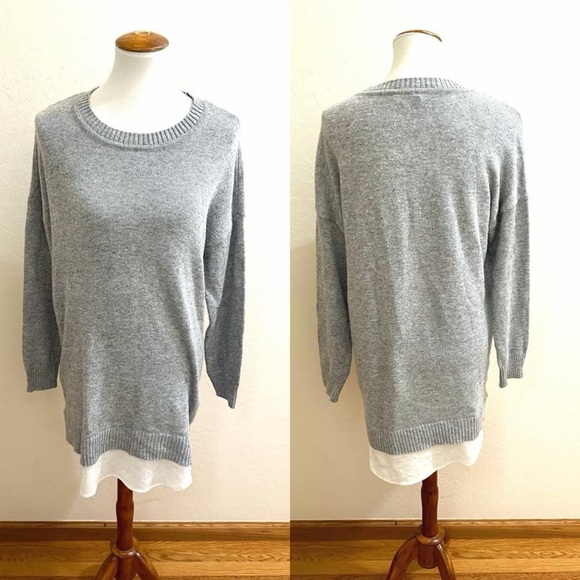 {Anthro} Moth Gray tunic - Picture 1 of 1